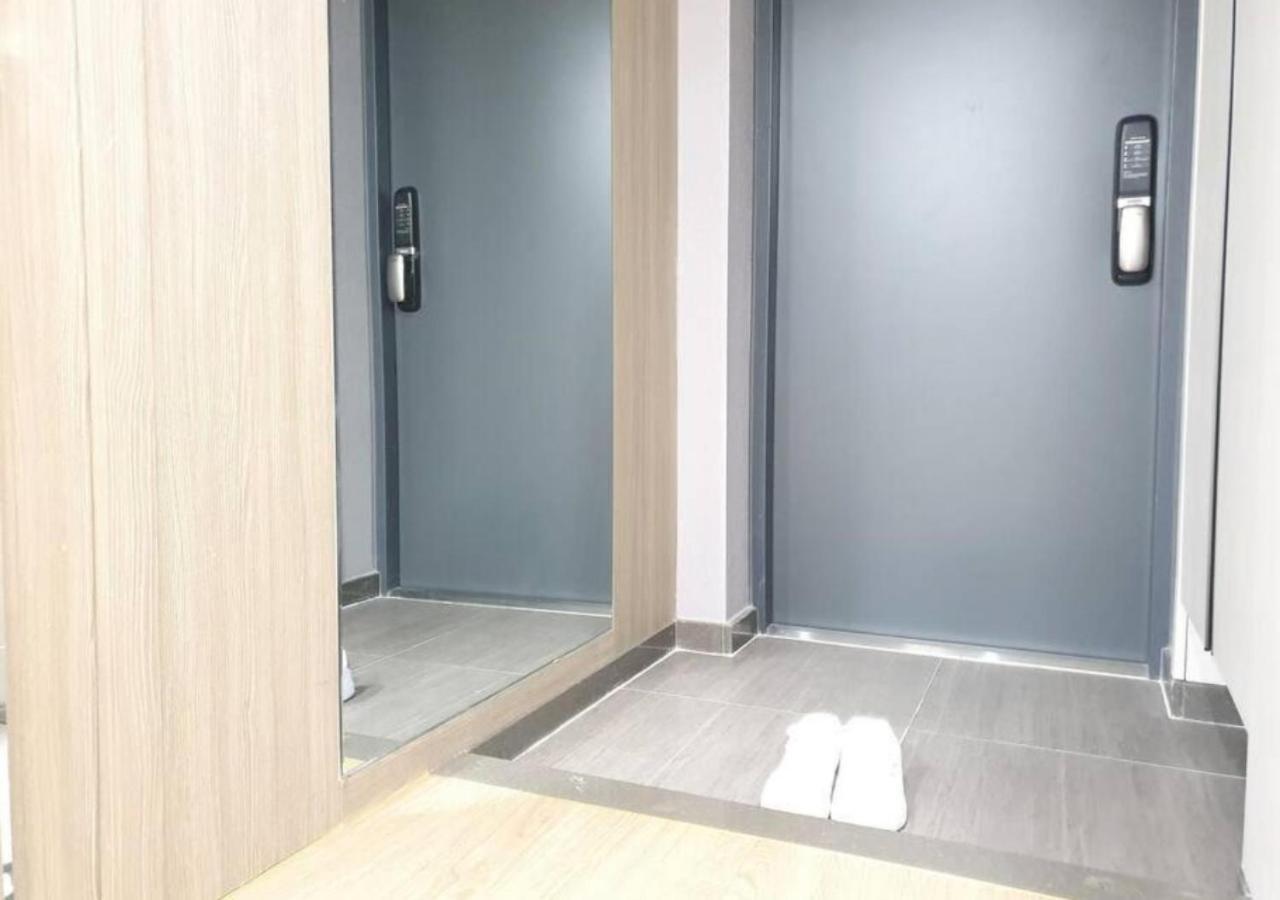 Holiday Apt Gwangan Beach Busan Exterior photo